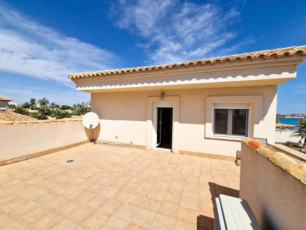 Frontline Beach Villa Playa Flamenca Ориуэла Экстерьер фото