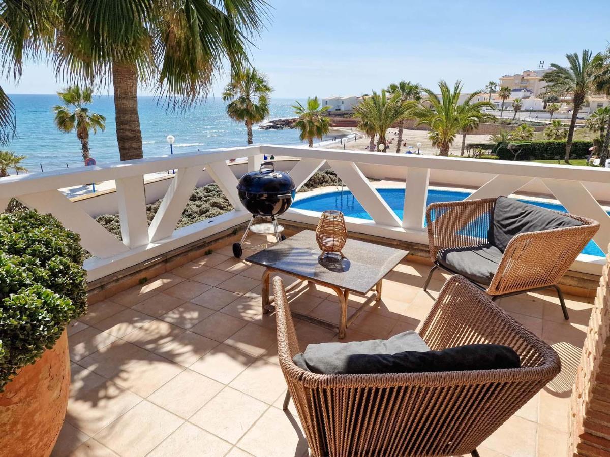 Frontline Beach Villa Playa Flamenca Ориуэла Экстерьер фото