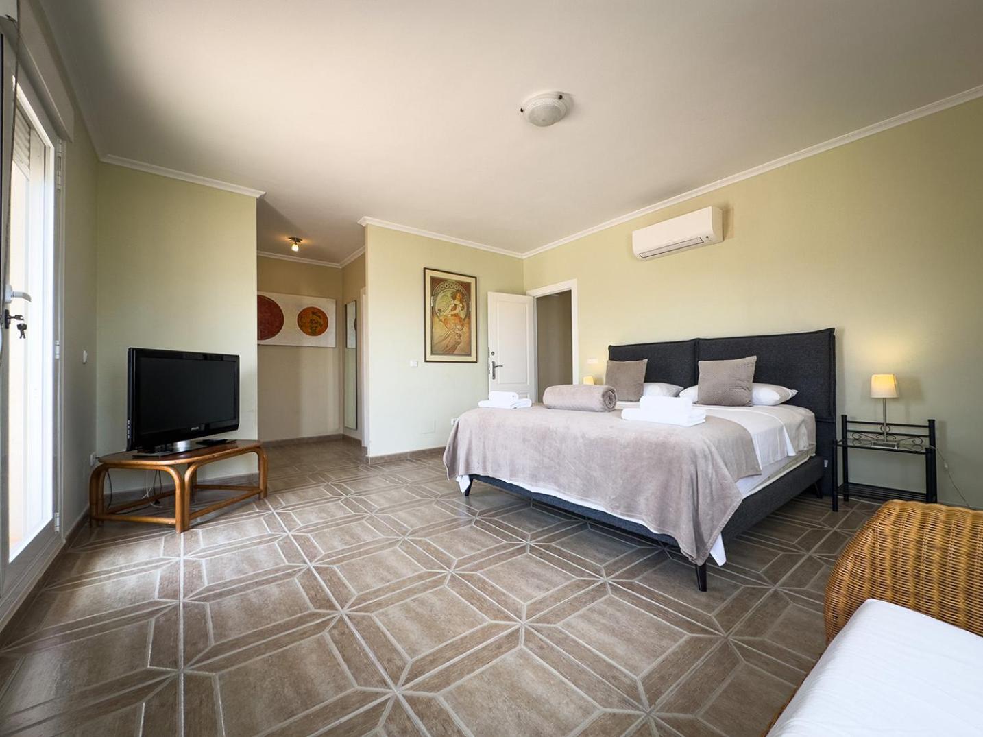 Frontline Beach Villa Playa Flamenca Ориуэла Экстерьер фото