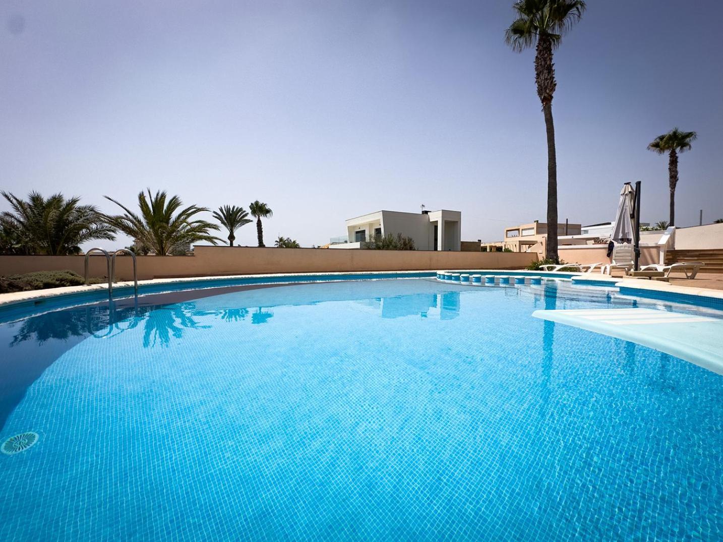 Frontline Beach Villa Playa Flamenca Ориуэла Экстерьер фото